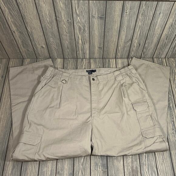 5.11 Tactical Men Cargo Pants Security Military Utility Sz 42x30 Tan 74251 - Picture 1 of 6